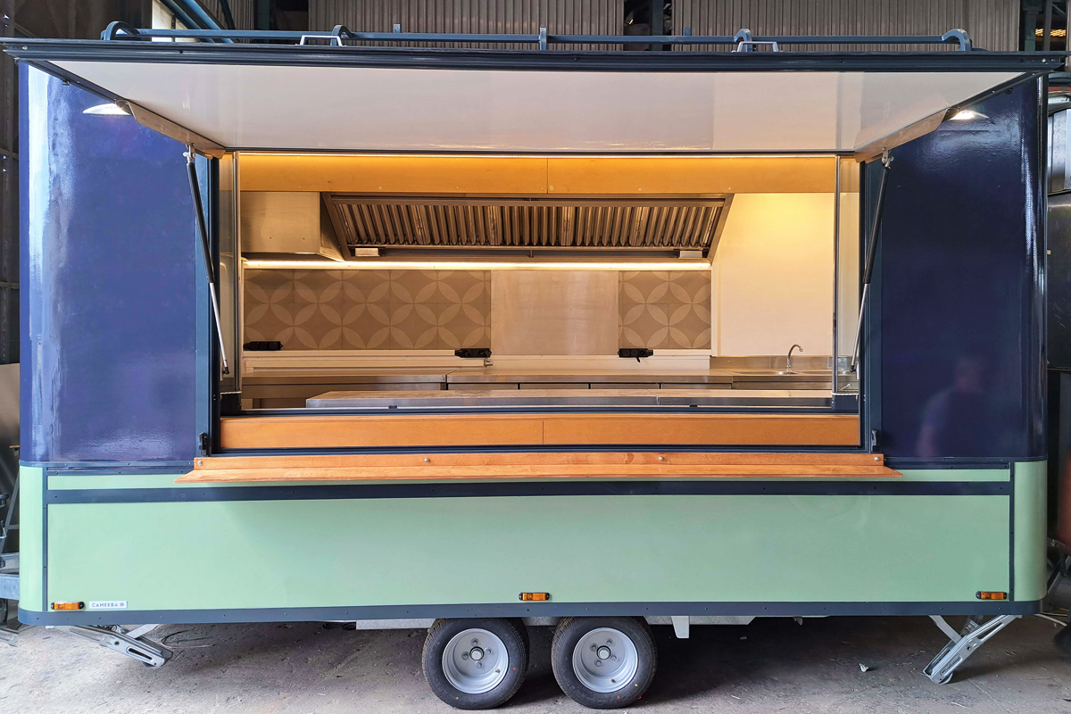 Κατασκευή ρυμουλκούμενηςρετρο Καντίνας CAHEEBA